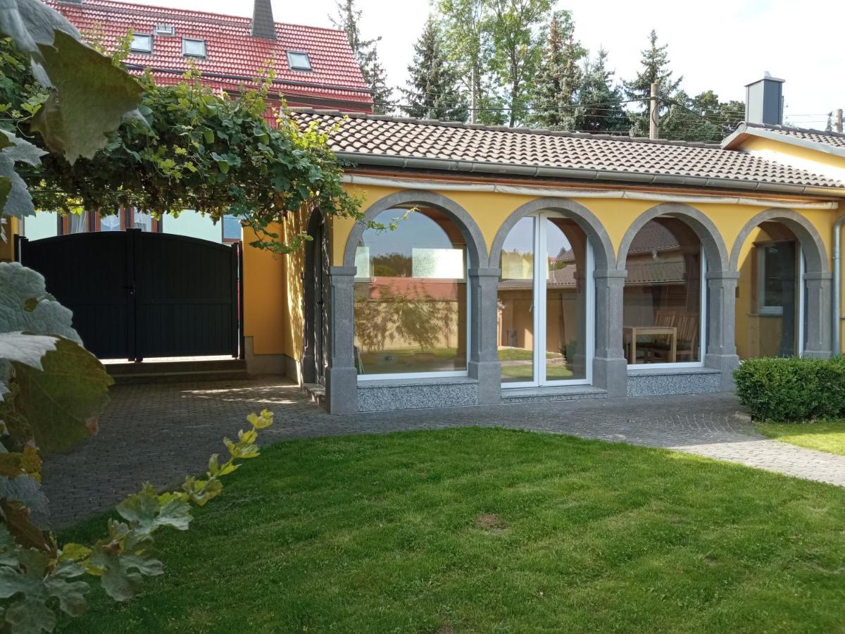 Haus Toskana, Kleines Ferienhaus Im Toskanagarten Bad Sulza Exteriér fotografie
